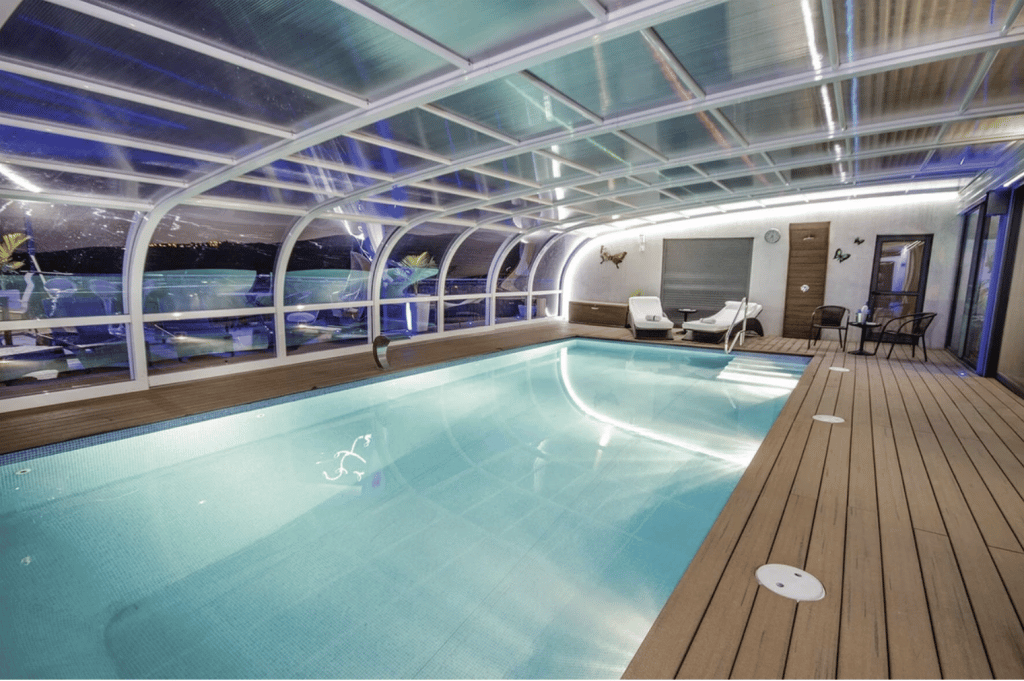 2022-06-28 12_03_57-_ סוגי קירויים לבריכות