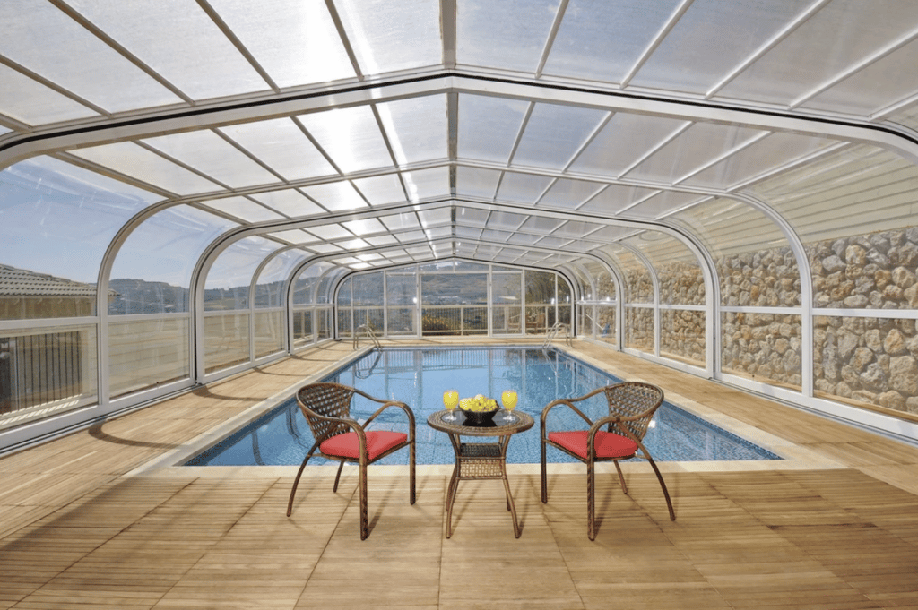 2022-06-28 12_04_46-_ סוגי קירויים לבריכות